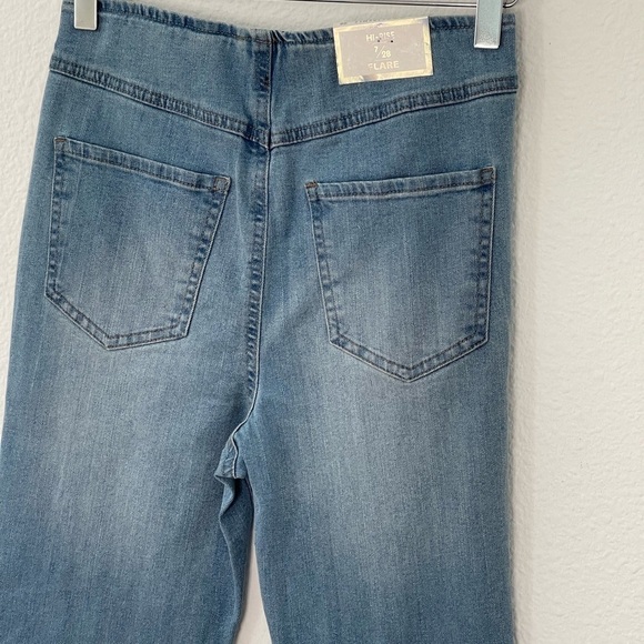 Tinseltown High Rise pull on raw hem flare jeans - Picture 8 of 10